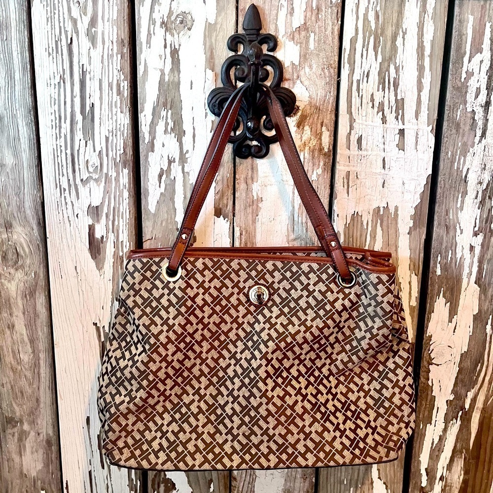 Tommy Hilfiger large bag Tan & brown